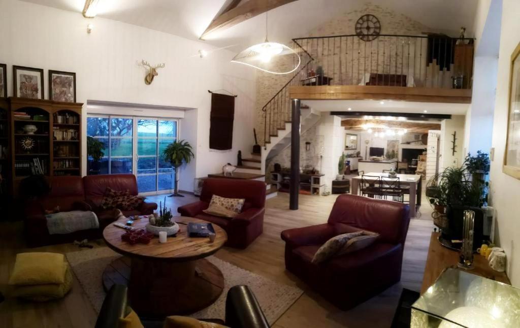 Ferienwohnung La Ferme Du Grand Bois Mouterre-Silly Exterior foto